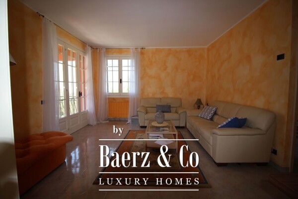 photo 36 Villa for sale 400 m²