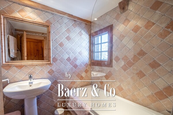 photo 11 Historic farmhouse 5 bedrooms