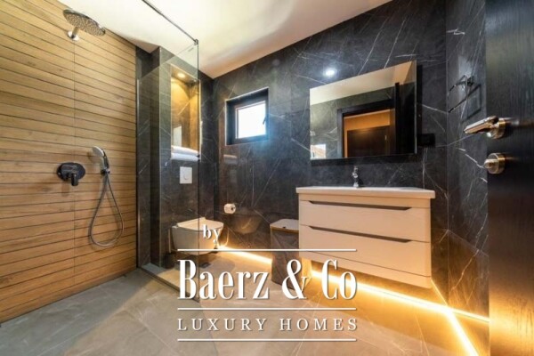 photo 5 Modern New Villa in Tivat