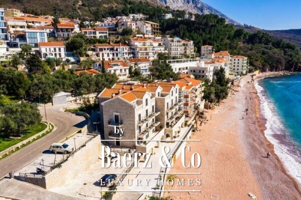 photo 2 Apartment on the Sveti Stefan Beach