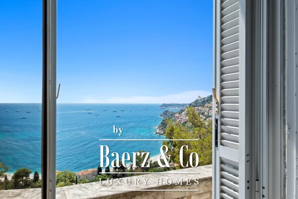 photo 2 Roquebrune-Cap-Martin, 3 villas to renovate on 12 758m2 of plot