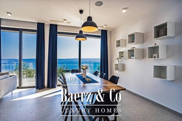 photo 14 Omis, luxury villa with pool and panoramic views