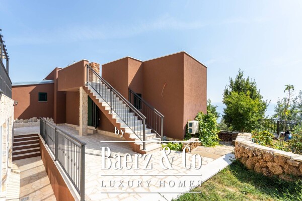 photo 34 Split, Jesenice, Beautiful authentic villa with a sea view