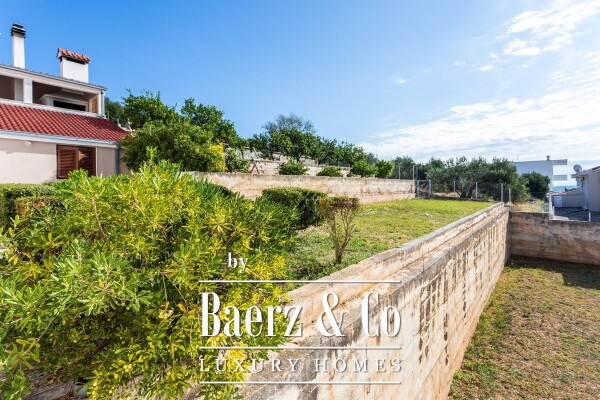 photo 8 Surroundings of Trogir, apartment house with building plot