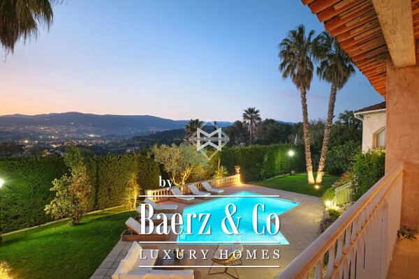 photo 5 Mougins village - Superb view