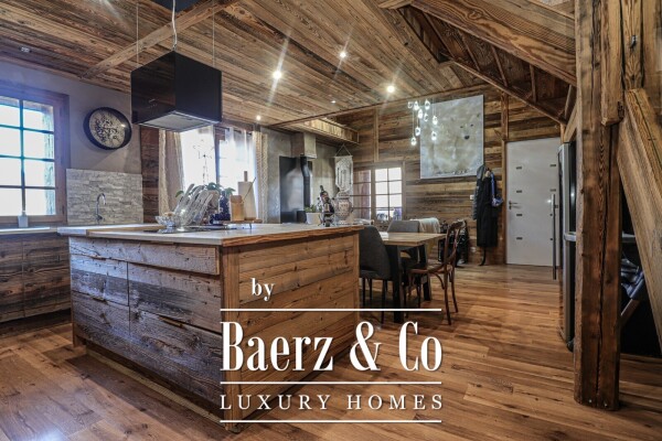 photo 3 RENOVATED FARMHOUSE