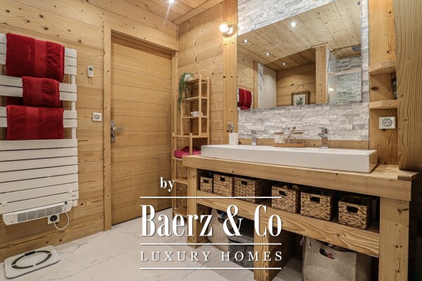 photo 7 RENOVATED FARMHOUSE