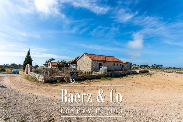 photo 19 Hvar, a large, beautiful property with three houses on a plot of 32500 m2