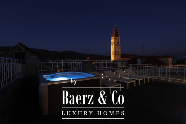 photo 4 Beautiful luxury apartment in the center of Trogir