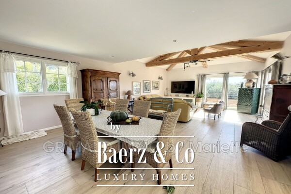 photo 9 Beautiful Recent Villa with Open Views, Tranquility, and Poo