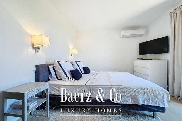 photo 20 Charming Property with Panoramic View of Grimaud Castle – La