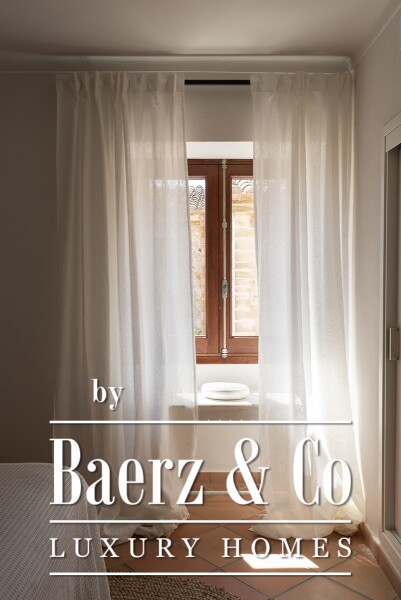 photo 22 Boutique townhouse with stunning views and rental license