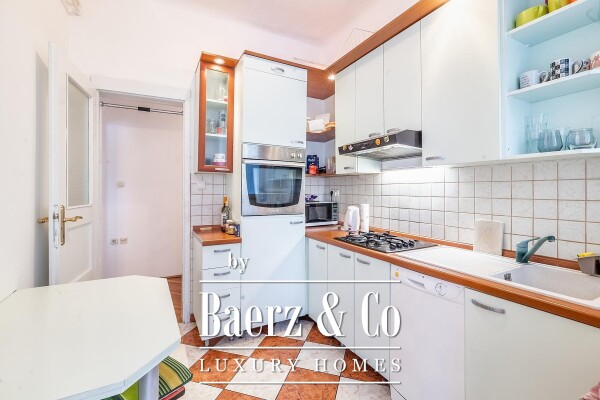 photo 10 Zagreb, Medveščak, house with 4 apartments NKP 375 m2, investment!