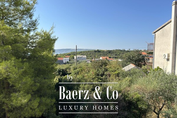 photo 13 Kaštel Novi, modern villa under construction with pool and sea view.