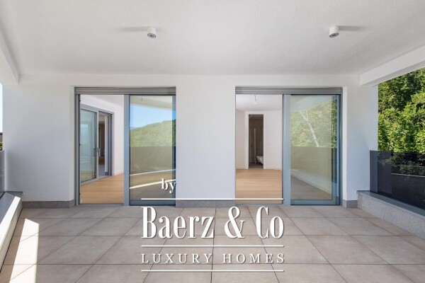 photo 11 Opatija, Center, beautiful multi-room apartment in a new building with 4 parking spaces of 254 m2