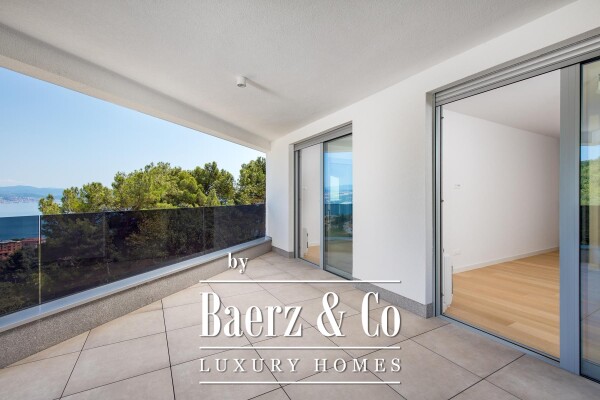 photo 9 Opatija, Center, beautiful multi-room apartment in a new building with 4 parking spaces of 247 m2