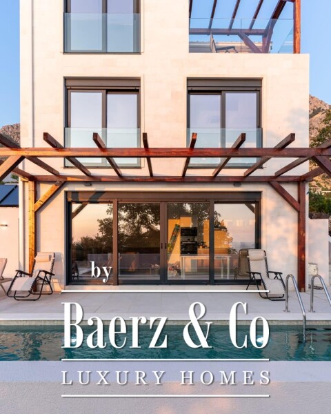 photo 6 Luxury Three Bedroom Villa in Sveti Stefan