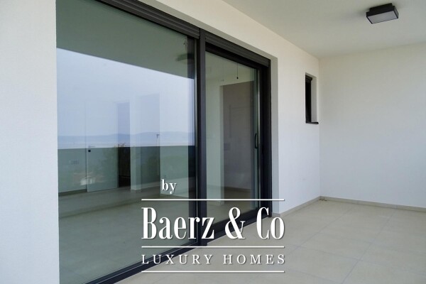 photo 17 Njivice, two-story apartment in a villa with a pool, gross living area 161,50m2