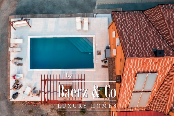 photo 28 Aljmaš, villa with three swimming pools and a view of the Danube, 25104 m2 garden