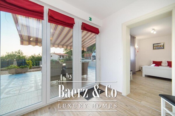 photo 8 Makarska, Veliko Brdo, beautiful apartment house with swimming pool