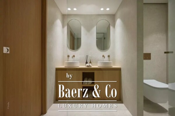 photo 14 Palm Beach - Seafront - Top Floor - 4 Rooms