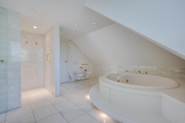 photo 42 President Kennedylaan 185