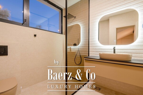 photo 17 Luxury Villa in Budva Municipality with a Pool