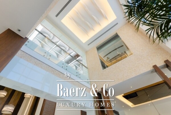 photo 14 Exclusive 8-Bedroom Luxury Villa in Emirates Hills, Dubai