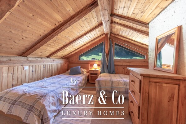 photo 16 TRADITIONAL SAVOYARD STYLE - 6 BEDROOM CHALET