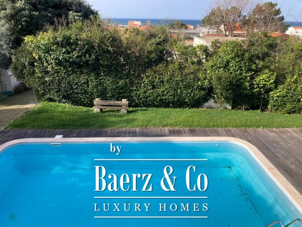 photo 2 Villa with wonderful sea views