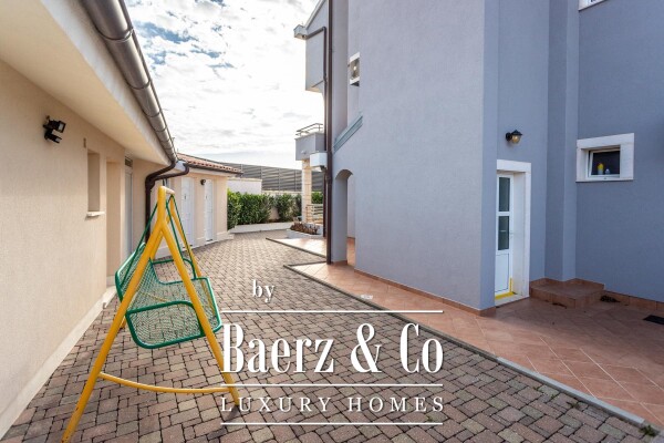 photo 29 Primošten, Beautiful villa with a large swimming pool