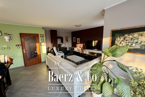 photo 2 Rijeka, Srdoči, spacious family house with heated swimming pool