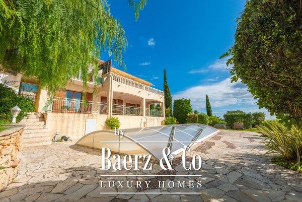 photo 7 Exceptional Villa with Panoramic Sea Views – Saint-Aygulf close to ST TROPEZ