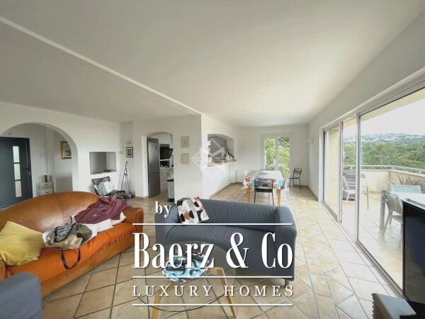 photo 8 House to renovate - Beautiful sea view