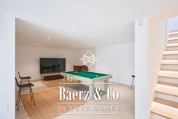 photo 17 Superb contemporary villa with panoramic sea view