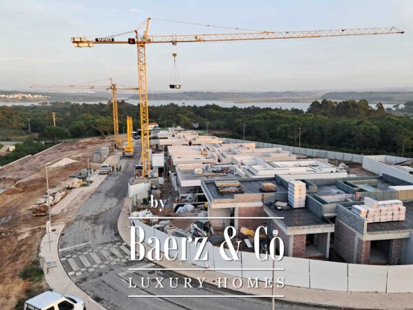 Video Rua do Mastro 6-48