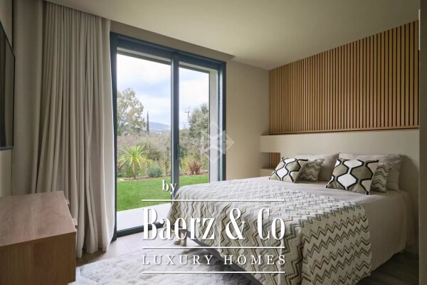 photo 13 Brand-new villa – Unobstructed view – Gated estate