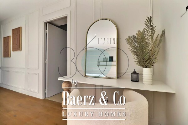 photo 18 CONTEMPORARY VILLA WITH UNOBSTRUCTED VIEW