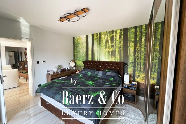 photo 4 Donji Miholjac, City Center – residential-Commercial House with Three Apartments and a Commercial Sp