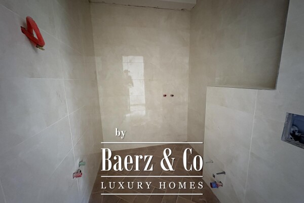 photo 7 Zlarin, spacious house with apartments under renovation, 1200 m²