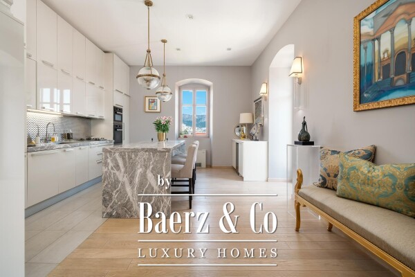 photo 3 Split, luxurious three-bedroom apartment - shared pool and garage