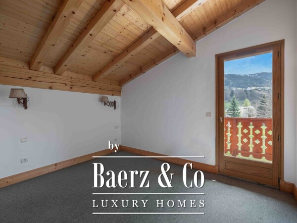 photo 6 5 bed room family chalet - Mont Blanc views