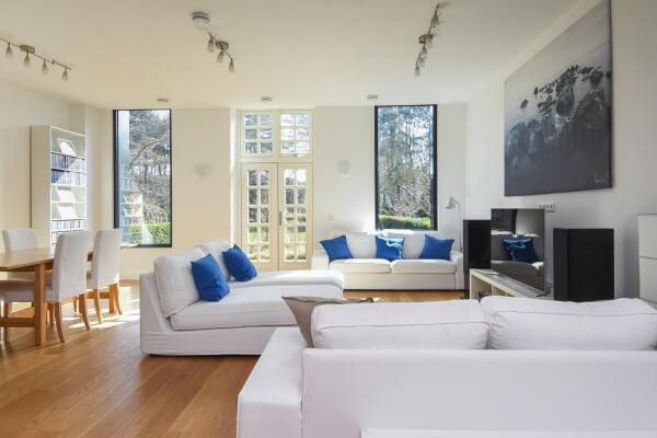 photo 2 Therese Schwartzestraat 113