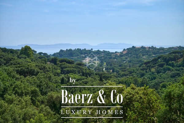 photo 4 Property surrounded by nature on the heights of La Croix-Valmer