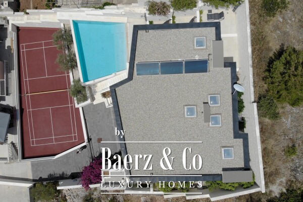 photo 32 Primošten, Bilo, beautiful villa with a swimming pool and sea view, tennis court