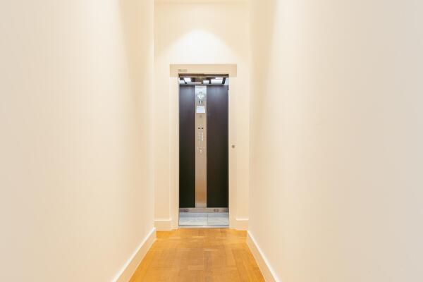 photo 32 Tesselschadestraat 31 D