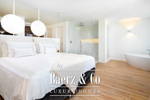 photo 17 Modern Penthouse with sea views and rooftop Pool