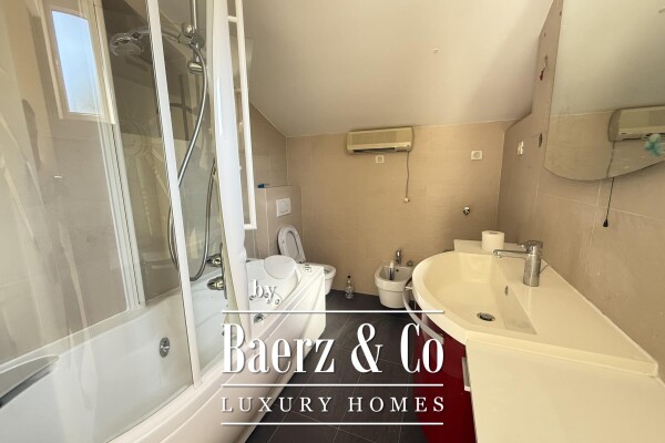 photo 10 Pula, Center- Housing Complex with two quality apartments and cafe bar, 272.02 m2