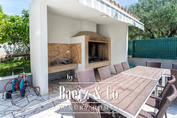 photo 21 Čiovo, Arbanija, apartment house with swimming pool, 1st row to the sea