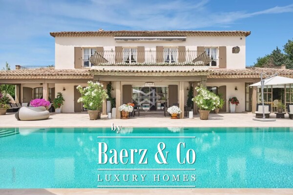 photo 2 Saint-Tropez, property in a very prestigious district